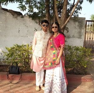 Meet your Posher, Binal